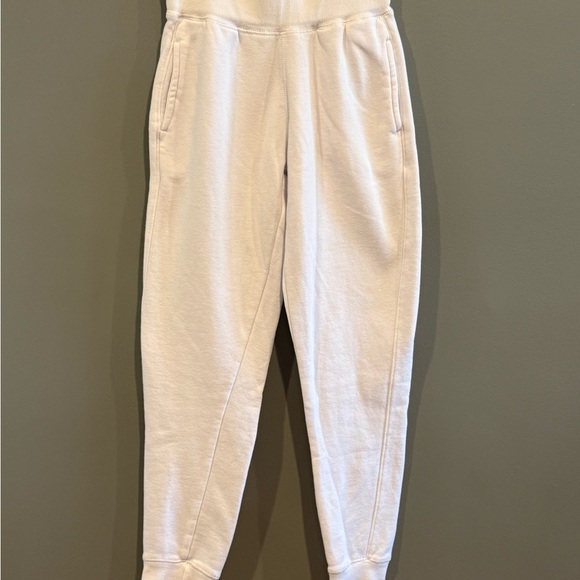 esstive Pants - *GENTLY WORN* Women's Size XS esstive Joggers